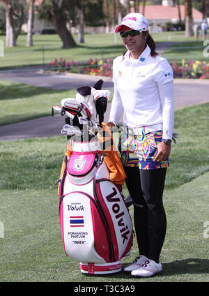 RANCHO MIRAGE, Kalifornien - 01. APRIL 2015: Pornanong Phatlum von Malaysia im ANA Inspiration-Turnier auf der LPGA Tour, 01. April 2015 Stockfoto