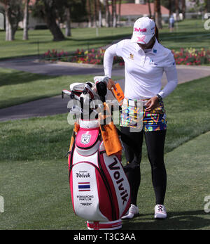 RANCHO MIRAGE, Kalifornien - 01. APRIL 2015: Pornanong Phatlum von Malaysia im ANA Inspiration-Turnier auf der LPGA Tour, 01. April 2015 Stockfoto