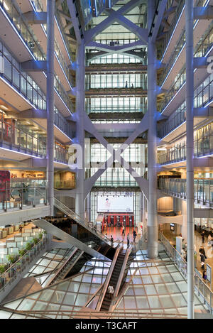 HSBC Hongkong. Innenraum der Hong Kong und Shanghai Bank Building (HSBC) von Central District, Hongkong, China Stockfoto