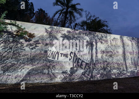 Los Angeles, 1. Mai: Nachtansicht der digitale Natur in Los Angeles County Arboretum & Botanischer Garten am Mai 1, 2019 in Los Angeles, Kalifornien Stockfoto