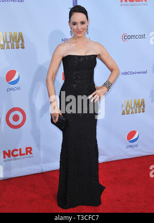 Madeleine Stowe 2012 NCLR ALMA Awards im Pasadena Auditorium in Pasadena. Madeleine Stowe 142 Veranstaltung in Hollywood Leben - Kalifornien, Red Carpet Event, USA, Filmindustrie, Prominente, Fotografie, Bestof, Kunst, Kultur und Unterhaltung, Topix prominente Mode, Besten, Hollywood Leben, Event in Hollywood Leben - Kalifornien, Roter Teppich und backstage, Film Stars, TV Stars, Musik, Promis, Topix, Bestof, Kunst, Kultur und Unterhaltung, vertikal, eine Person, Fotografie, Mode, volle Länge, 2012 Anfrage tsuni@Gamma-USA.com, Kredit Tsuni/USA, Stockfoto