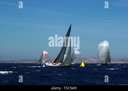 Segelregatten in Costa Smeralda, Sardinien, Italien Stockfoto