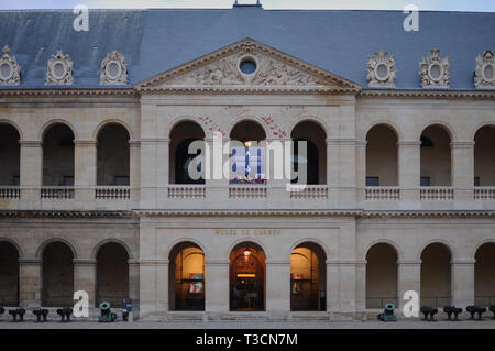 Paris, Frankreich - 02.08.2015: Armee Museum bei 'les Invalides', Paris, Frankreich Stockfoto