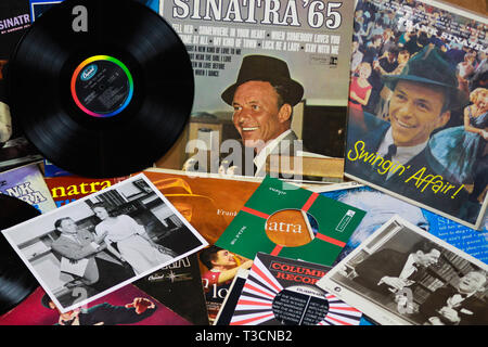 VIERSEN, Deutschland - 11. März. 2019: Blick auf Frank Sinatra Schallplatte Sammlung Stockfoto