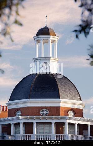 Lake Highland Preparatory School, in der Nähe der Innenstadt von Orlando, ist die führende weiterführende Schule in Orange County, Florida, bekannt für seine große Bildung. Stockfoto