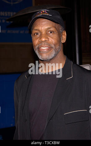 LOS ANGELES, Ca. Dezember 06, 2001: Schauspieler Danny Glover im Hollywood Premiere von The Royal Tenenbaums. Stockfoto