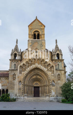 Die Kapelle von Jak an der Burg von Vajdahunyad, Budapest - Ungarn Stockfoto