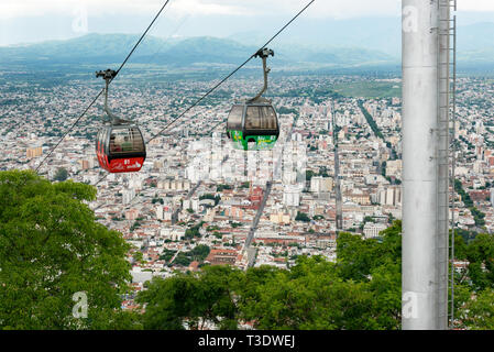 Bilder der Salta Straßenbahn (Teleferico) Seilbahnen, oberhalb der Stadt, von der Spitze des San Bernardo Hill. Stockfoto