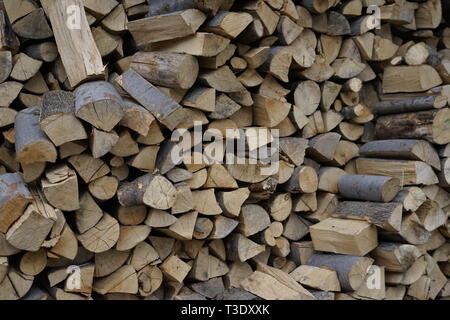 Ein Stapel von stückholz Bausteine für ein Feuer Stockfoto
