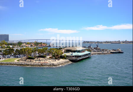 San Diego Bay an einem klaren sonnigen Tag. Stockfoto