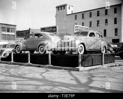 Ford Motor Company Anzeige an der Ecke 13. und E. Straßen in Washington D.C. Ca. November 1938 Stockfoto