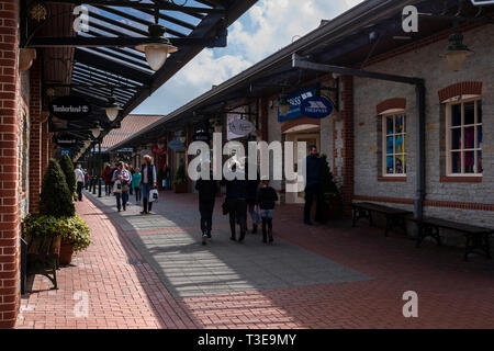 Geschäfte im Clark's Shopping Village in Somerset Stockfoto