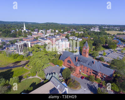 Winchester Rathaus Luftbild an der Winchester Center Historic District Panorama in der Innenstadt von Winchester, Massachusetts, USA. Stockfoto