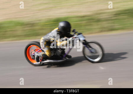 Chorley, Lancashire, UK. April, 2019. Hoghton Tower 43 Motorrad Sprint. Rider 110 Vintage Yamaha Old Classic Motorrad Stockfoto