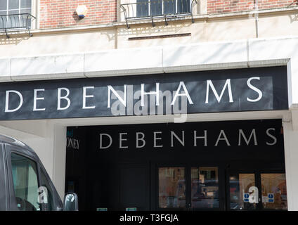 Norwich, UK, 9. April 2019, Debenhams hat in Administration eingegeben und wurde sofort von seinen Kreditgebern getroffen. Der Store ist in Norwich. Credit: Keith Larby/Alamy leben Nachrichten Stockfoto