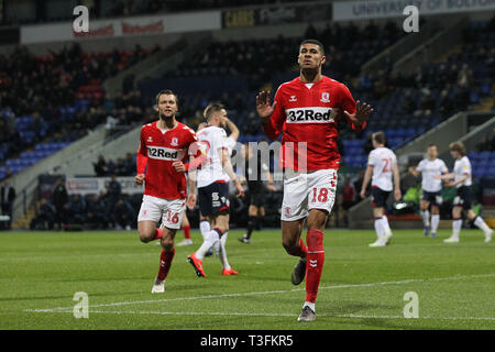 Bolton, Großbritannien. 09 Apr, 2019. Middlesbrough ist Ashley Fletcher feiert nach ihrem ersten Ziel zählen während der Himmel Wette Championship Match zwischen Bolton Wanderers und Middlesbrough an der Universität Bolton Stadion Credit: MI Nachrichten & Sport/Alamy leben Nachrichten Stockfoto