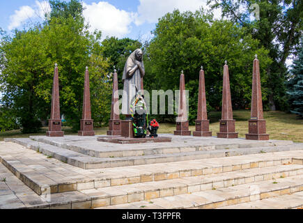 Zadonsk, Russland - 28. August 2018: Monument, Mutter, Zadonsk Stadt Stockfoto