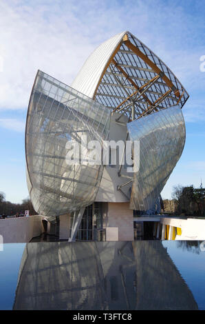 Galerie Komplex für die Louis Vuitton Corporate Foundation, in den Bois de Boulogne, Paris, entworfen von Visionären amerikanischen Architekten Frank Gehry Stockfoto