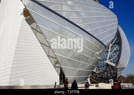 Galerie Komplex für die Louis Vuitton Corporate Foundation, in den Bois de Boulogne, Paris, entworfen von Visionären amerikanischen Architekten Frank Gehry Stockfoto