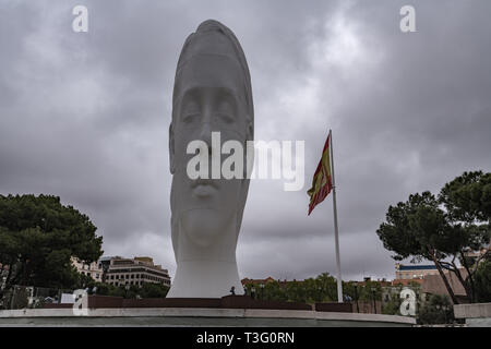 Julia, von Jaume Plensa Palza de Colon Stockfoto