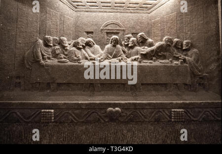 Salz Skulptur des Letzten Abendmahls, Salzbergwerk Wieliczka, Polen Stockfoto