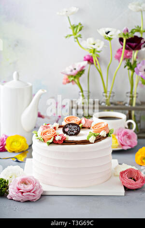 Muttertag Kuchen mit Blumen Stockfoto