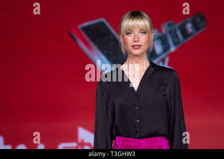 Die Stimme finalist Molly Hocking in Elstree Studios, London, vor Samstag ist die Stimme Großbritannien leben endgültig. Stockfoto