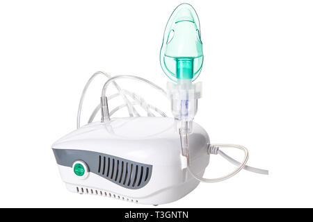 Medizinische Geräte für die Inhalation mit Atemmaske, Vernebler auf weißem Hintergrund. Lungen- und Bronchialheilkunde. Asthma Atmung Behandlung. Bro Stockfoto