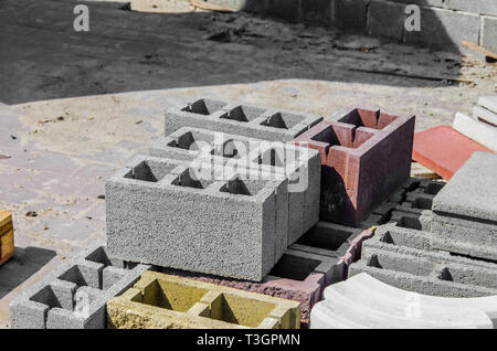 Konkrete Bausteine für den Bau der Wände Stockfoto