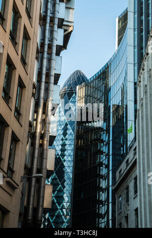 Die gerkin Gebäude im Londoner Finanzviertel Stockfoto