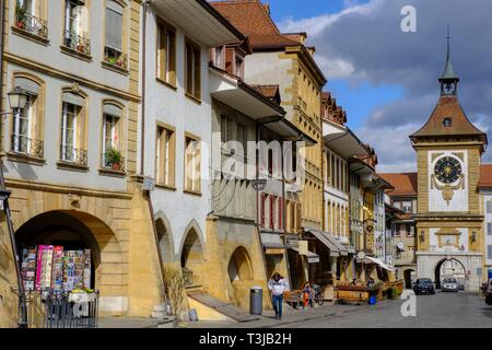 Hauptgasse und Berntor, Altstadt, Murten, Kanton Freiburg, Schweiz Stockfoto