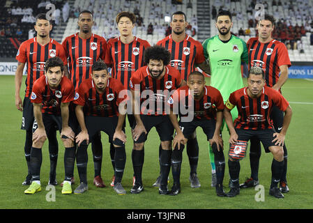 Doha, Katar. 9 Apr, 2019. Spieler von Al Rayyan SC Line up vor dem AFC asiatische Champions League Gruppe B Übereinstimmung zwischen Katar und den Vereinigten Arabischen Emiraten Al Rayyan SC's Al Wahda FSCC an Jassim Bin Hamad Stadion in Doha, Hauptstadt von Katar, 9. April 2019. Al Wahda gewann 2-1. Credit: Nikku/Xinhua/Alamy leben Nachrichten Stockfoto