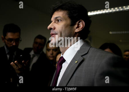 Brasilia, Brasilien. 10 Apr, 2019. Minister für Tourismus Marcelo Alvaro beteiligt sich an einer öffentlichen Anhörung des Ausschusses für regionale Entwicklung und des Tourismus in der föderalen Senat. Credit: Foto Arena LTDA/Alamy leben Nachrichten Stockfoto