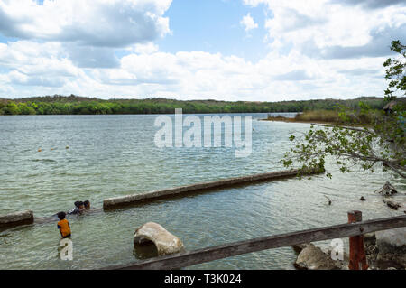 Auch als Chichancanab Chichankanab bekannt, ist eine uralte See in Quintana Roo, die das Geheimnis halten könnte zu geheimnisvollen Maya-kultur zusammenbrechen. Stockfoto