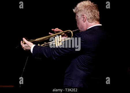 Poughkeepsie, USA. 25 Jun, 2015. Chris Botti auf führt auf dem Bardavon Opera House 1869 Am 25. Juni 2015 in Poughkeepsie, NY Credit: Steve Mack/S.D. Mack Bilder/Alamy Stockfoto