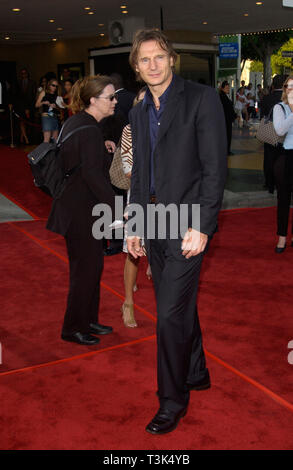 LOS ANGELES, Ca. Juli 15, 2002: Schauspieler Liam Neeson bei der Weltpremiere seines neuen Films K-19: The Widowmaker. © Paul Smith/Featureflash Stockfoto