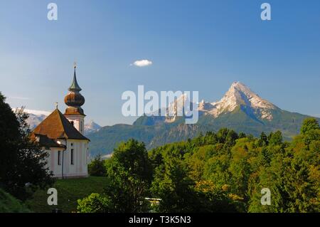 Wallfahrtskirche Maria Gern, in der Nähe von Berchtesgaden, im Hintergrund der Watzmann, in den Nationalpark Berchtesgaden, Bayern, Deutschland, Europa Stockfoto