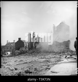 Abbrucharbeiten in Fortschritt, Lichfield Street, Hanley, Stoke-on-Trent, 1965-1968. Schöpfer: Eileen Deste. Stockfoto