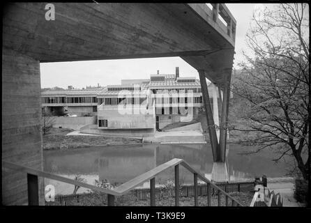 Kingsgate Brücke und Dunelm House, Durham, County Durham, c 1963 - c 1980. Schöpfer: Ursula Clark. Stockfoto