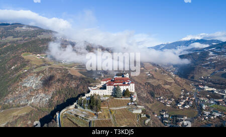 Kloster Säben, Südtirol. Luftbild Stockfoto