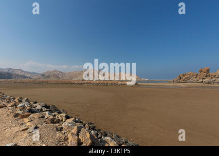 Yiti Strand bei Ebbe in der Nähe von Maskat, Sultanat Oman Stockfoto