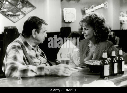 Walter Matthau und Sophia Loren im Film That's Amore, 1995 Stockfoto