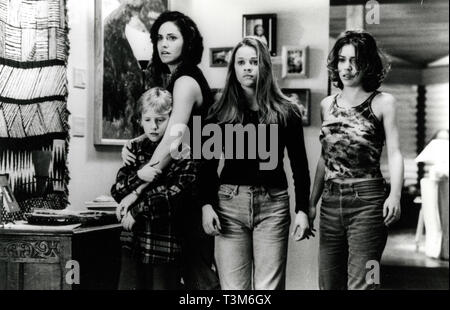 Amy Brenneman, Reese Witherspoon, und Alyssa Milano im Film Angst, 1996 Stockfoto