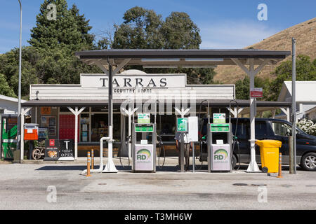 Benzin oder Gas Station, Tarras, Neuseeland Stockfoto