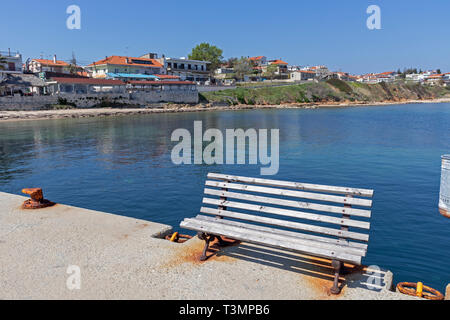 Panoramablick auf Stadt Nea Fokea, Kassandra, Chalkidiki, Zentralmakedonien, Griechenland Stockfoto