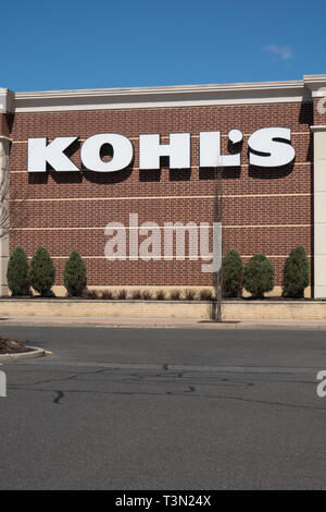 Trenton, NJ - April 1, 2019: Das Kohl's Store ist am Hamilton Marktplatz entfernt. Kohl wurde von Maxwell Kohl ein polnischer Einwanderer, der w gegründet Stockfoto