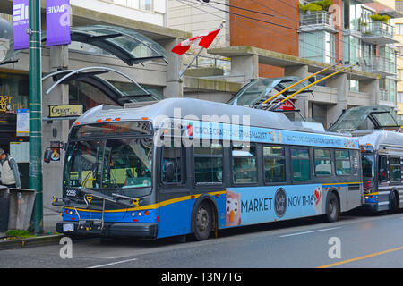 Vancouver Trolley Bus Route 6 auf Davie Street in der Innenstadt von Vancouver, British Columbia, Kanada. Stockfoto