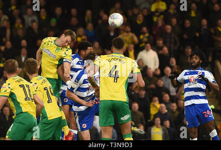 Norwich City Christoph Zimmermann Kerben seine Mannschaften zweite Ziel während der Sky Bet Championship Match an der Carrow Road, Norwich. Stockfoto