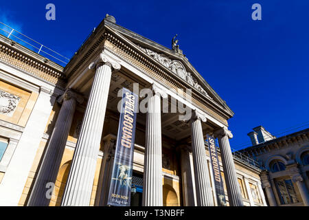 Die klassische Fassade im Stil des Ashmolean Museum für Kunst und Archäologie in Oxford, Großbritannien Stockfoto