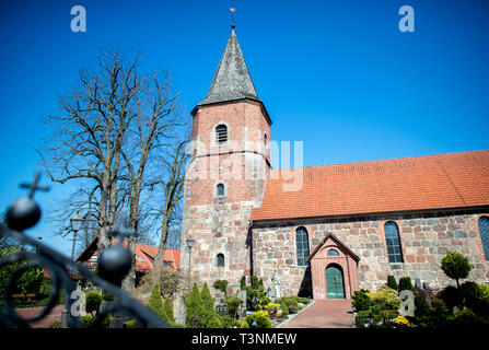 Vechta, Deutschland. 09 Apr, 2019. Die Kirche St. Maria in der Oythe Bezirk. Credit: Hauke-Christian Dittrich/dpa/Alamy leben Nachrichten Stockfoto